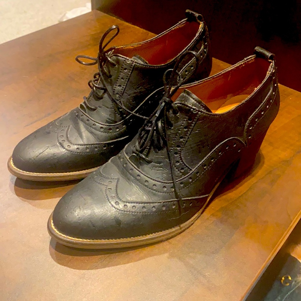 Heeled Oxfords